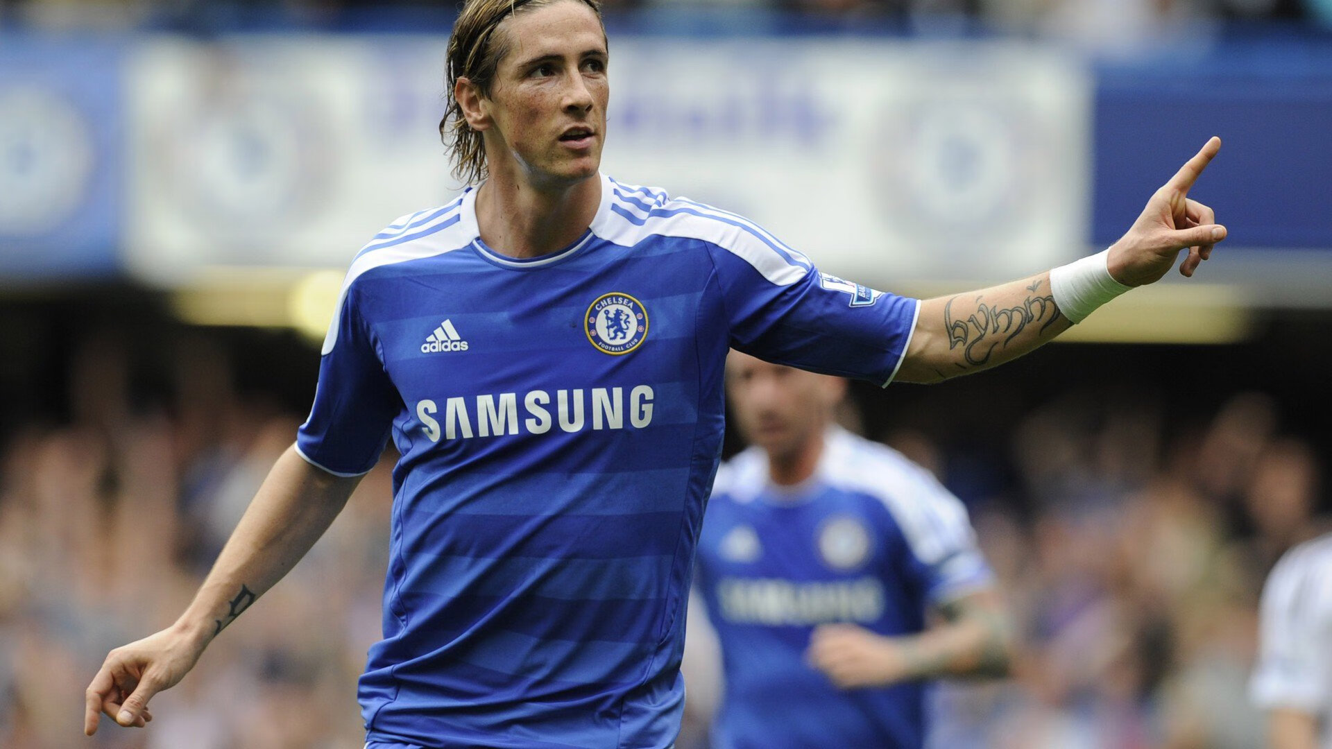 星空体育官网入口-切尔西中后场紧逼有效限制对手发挥，切尔西中场球员