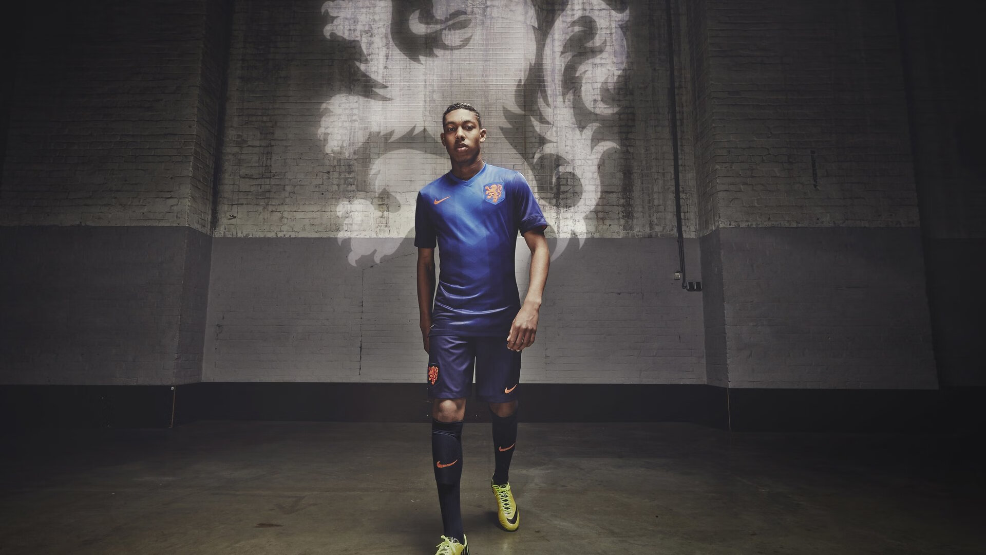 德甲节奏快如闪电:攻守瞬息万变!,德甲intro